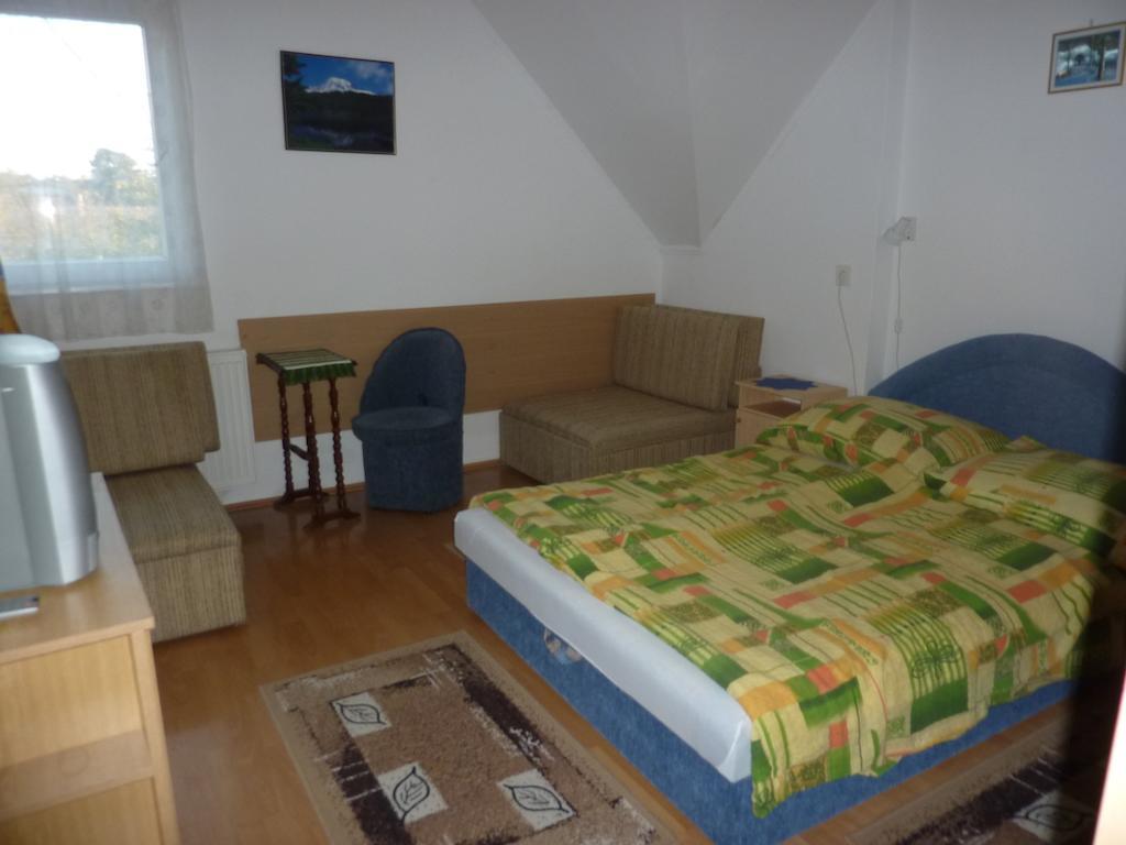 Bridgehaus Apartment Balatonfüred Стая снимка