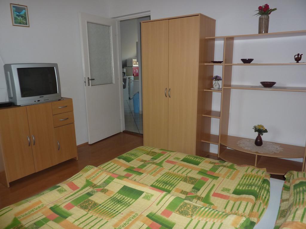 Bridgehaus Apartment Balatonfüred Стая снимка